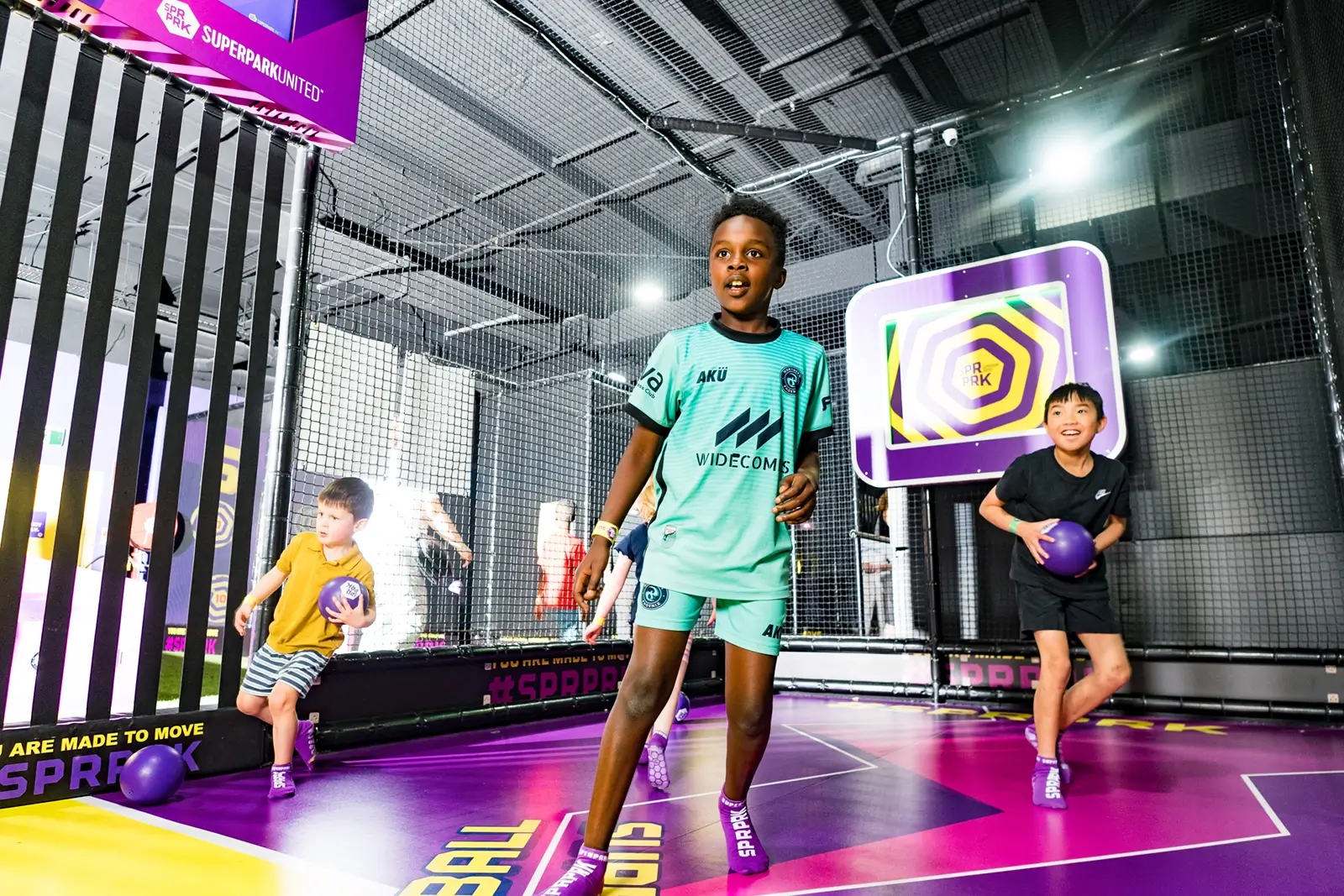 SuperBall Kids Goal-shooting Ball Game